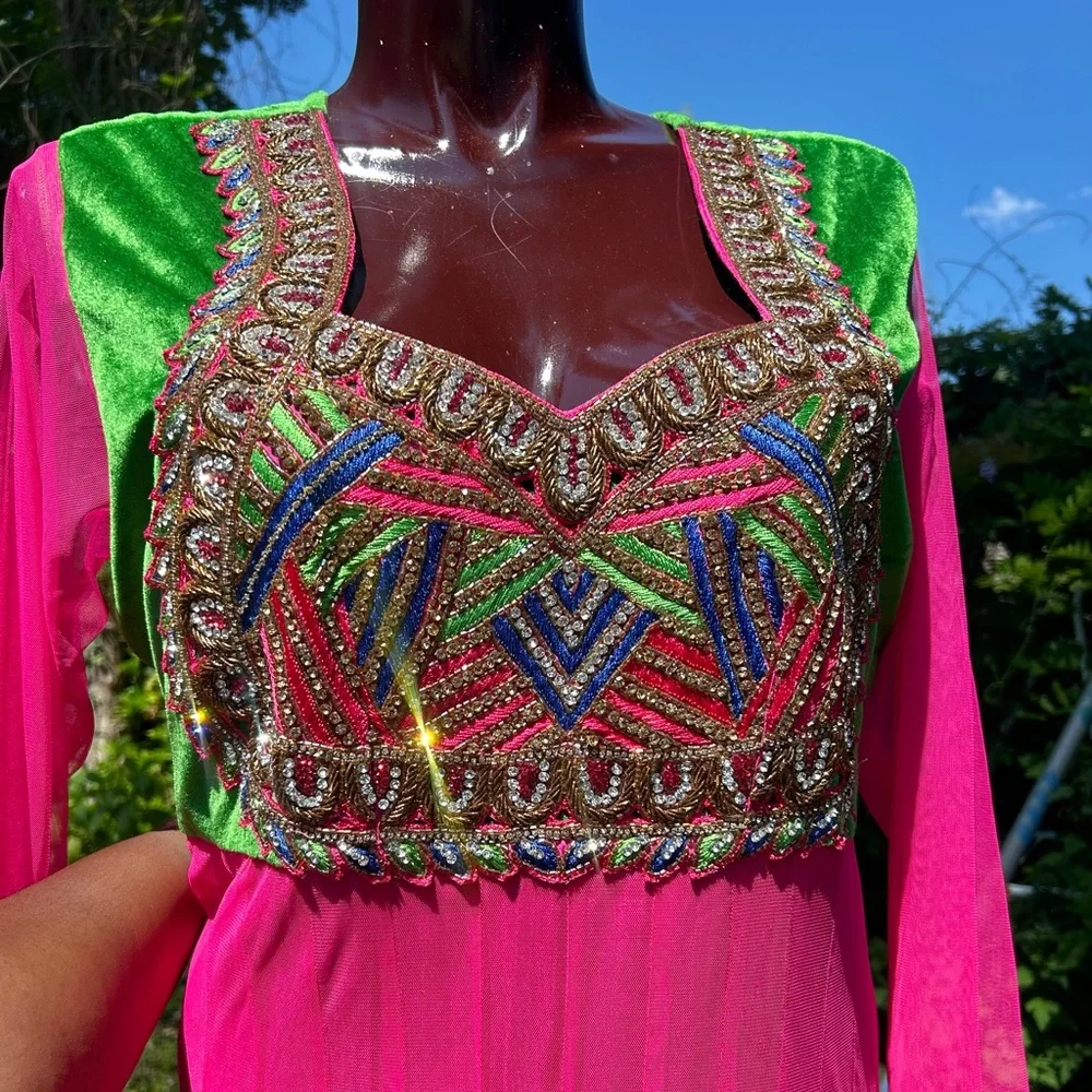 Beautiful Custom Made Dress - Picture 5 of 7
